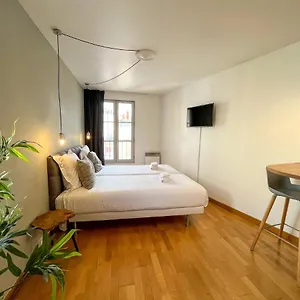 Charmant Studio Dans Un Immeuble 5 Parijs